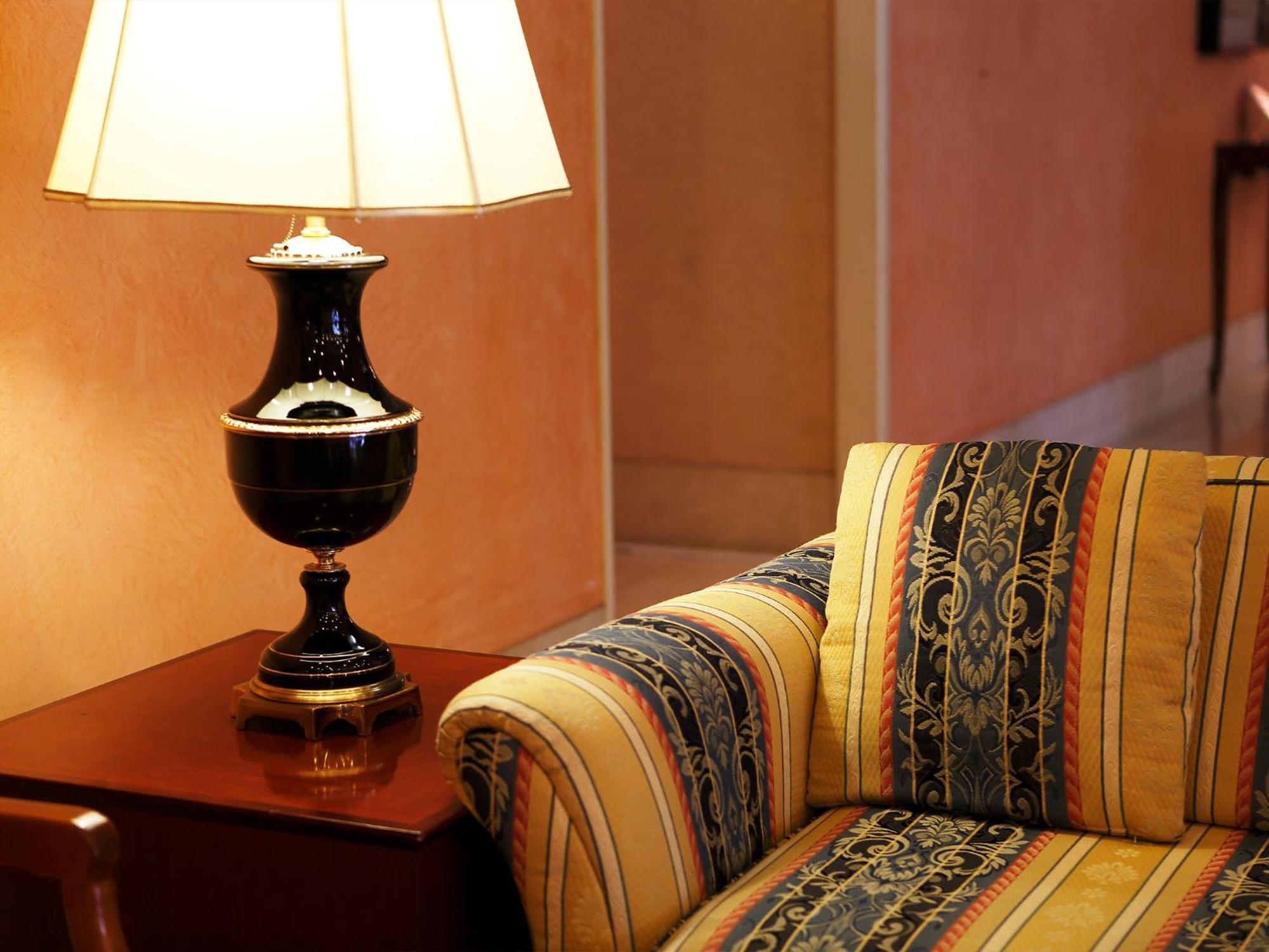 Hotel Crown Palais Chiryu Esterno foto